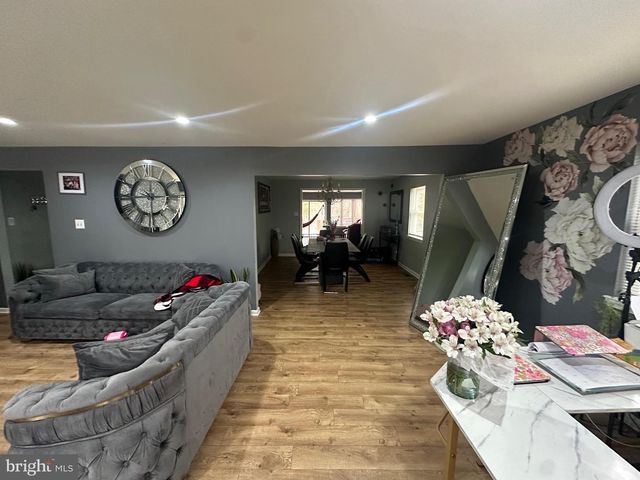 422 GRANT AVE, Waterford Works, NJ 08089