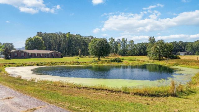 845 Kentucky 698, Stanford, KY 40484