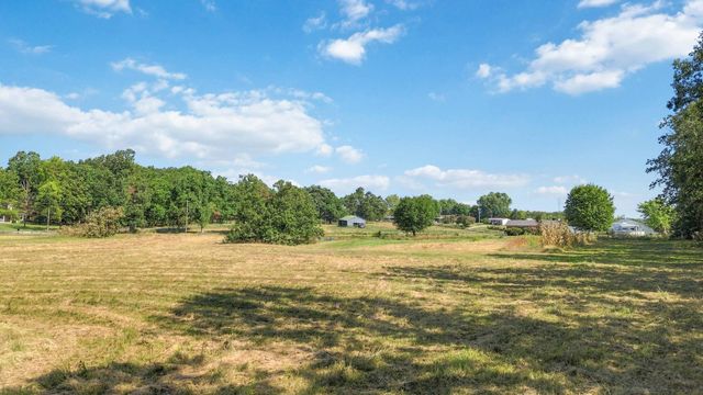 845 Kentucky 698, Stanford, KY 40484