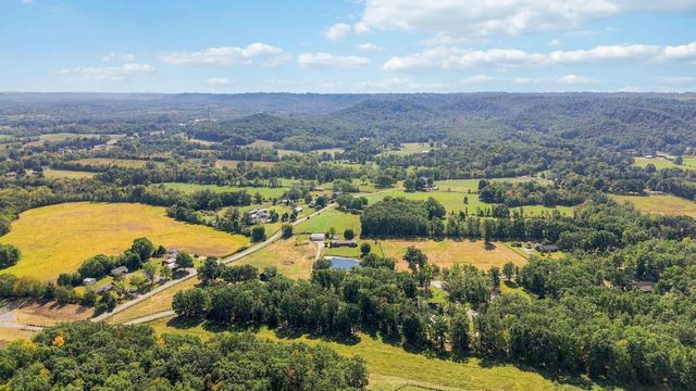 845 Kentucky 698, Stanford, KY 40484