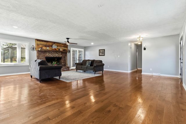 845 Kentucky 698, Stanford, KY 40484
