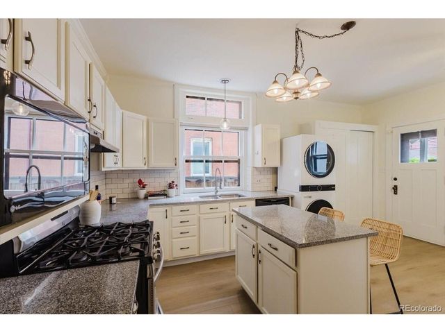1019 N Clarkson St 1, Denver, CO 80218