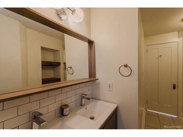 1019 N Clarkson St 1, Denver, CO 80218