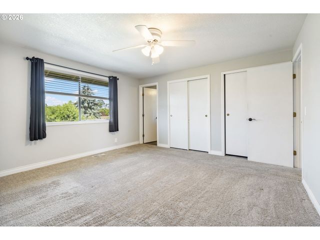 461 Ne 16TH Ave, Hillsboro, OR 97124