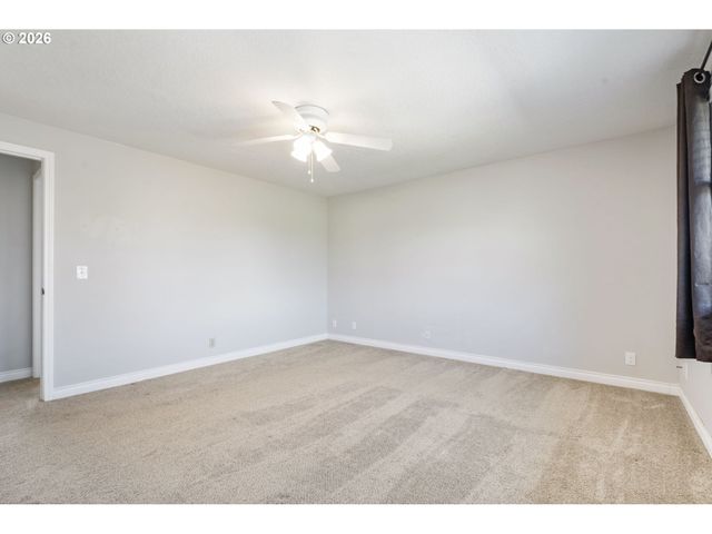 461 Ne 16TH Ave, Hillsboro, OR 97124