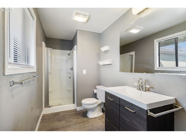 461 Ne 16TH Ave, Hillsboro, OR 97124