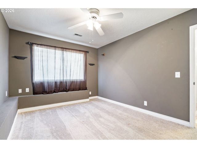 461 Ne 16TH Ave, Hillsboro, OR 97124