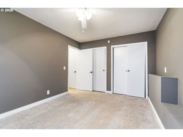 461 Ne 16TH Ave, Hillsboro, OR 97124