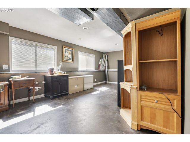 461 Ne 16TH Ave, Hillsboro, OR 97124