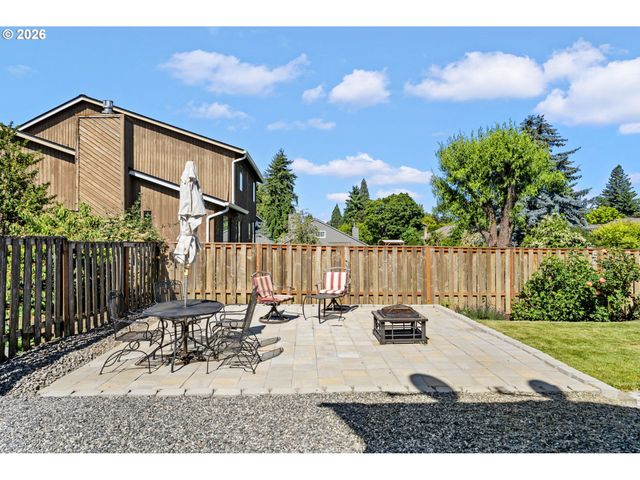 461 Ne 16TH Ave, Hillsboro, OR 97124