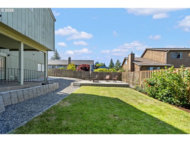 461 Ne 16TH Ave, Hillsboro, OR 97124