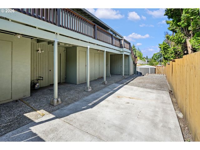 461 Ne 16TH Ave, Hillsboro, OR 97124