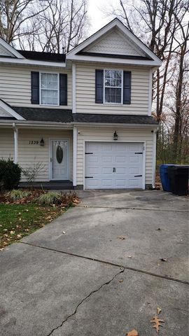 1239 Gunn Hall DR, Virginia Beach, VA 23454