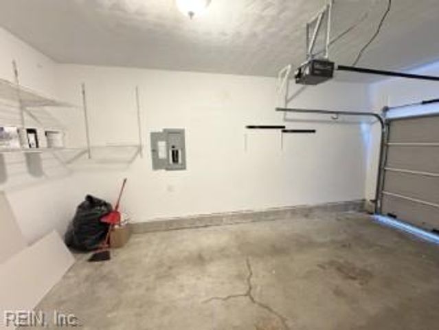 1239 Gunn Hall DR, Virginia Beach, VA 23454