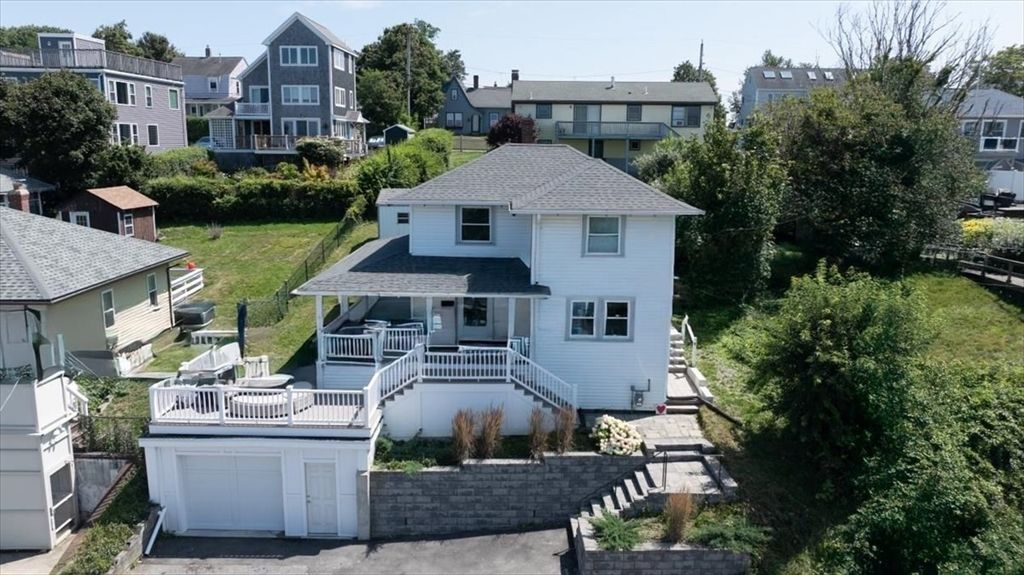 10 Sagamore Ter, Hull, MA 02045