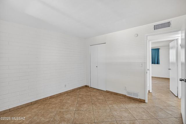 3895 S Queen Palm Drive, Tucson, AZ 85730