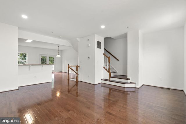 7364 MATCHBOX ALY, Elkridge, MD 21075