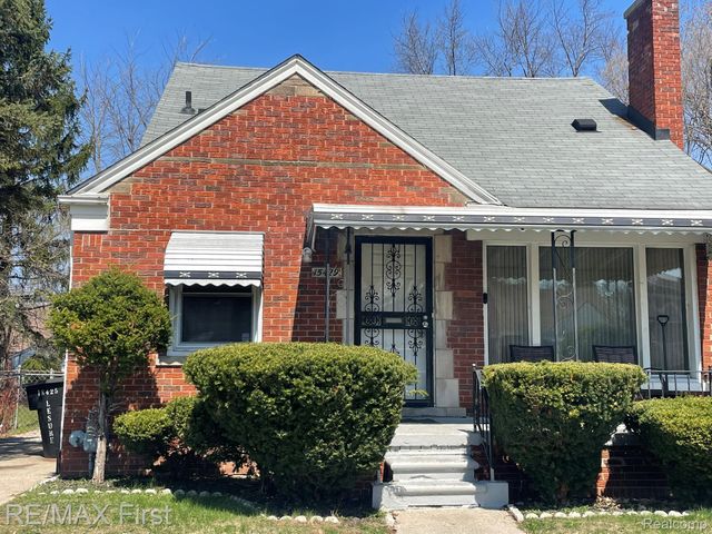 15429 Fairmount Drive, Detroit, MI 48205