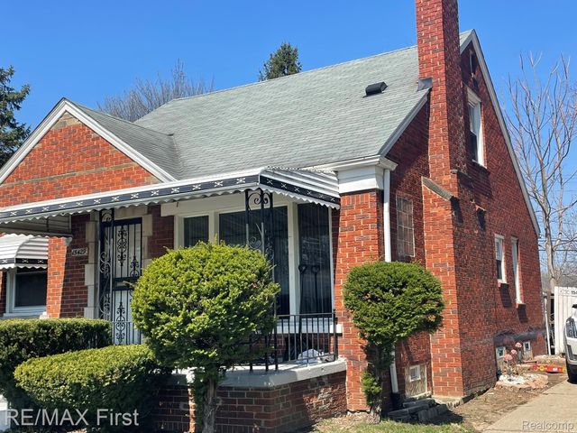 15429 Fairmount Drive, Detroit, MI 48205