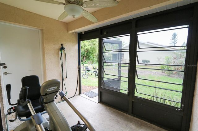 323 KNOTTWOOD COURT 1, Sun City Center, FL 33573