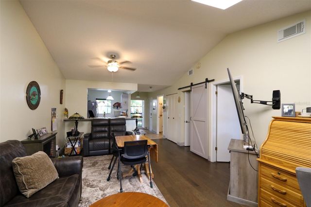 323 KNOTTWOOD COURT 1, Sun City Center, FL 33573