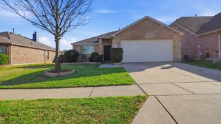 1116 Lake Hollow Drive, Little Elm, TX 75068