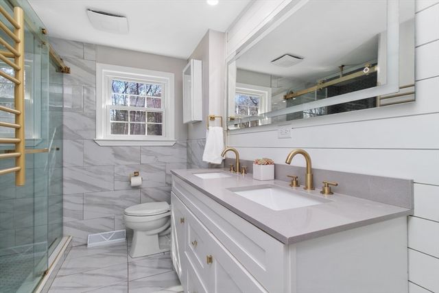 103 Cross St, Norwell, MA 02061