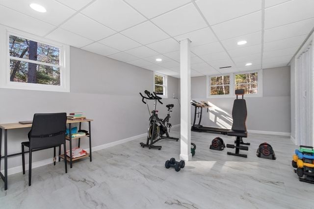 103 Cross St, Norwell, MA 02061