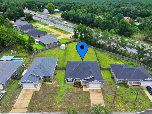 7438 Gordon Evans Road, Navarre, FL 32566
