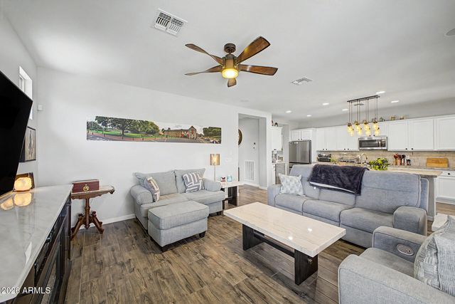 3220 Sparrows Creek Way, Wickenburg, AZ 85390
