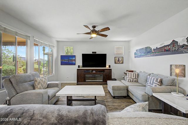 3220 Sparrows Creek Way, Wickenburg, AZ 85390