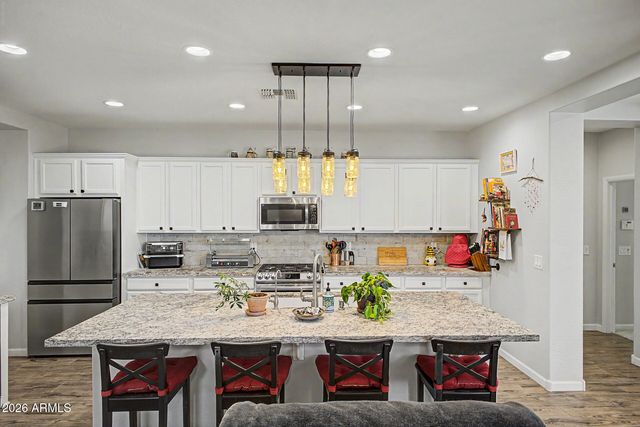 3220 Sparrows Creek Way, Wickenburg, AZ 85390