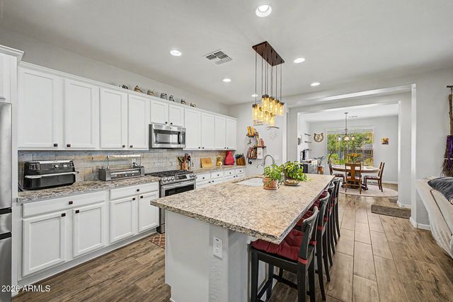 3220 Sparrows Creek Way, Wickenburg, AZ 85390