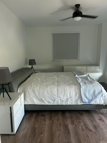 201 Villa Circle 201, Boynton Beach, FL 33435