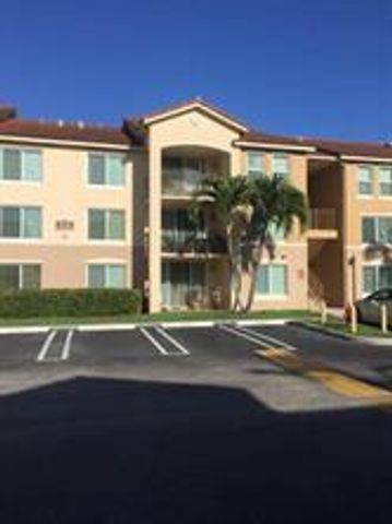 201 Villa Circle 201, Boynton Beach, FL 33435