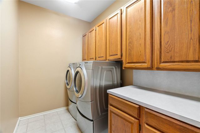 7001 Bevington Dr, Corpus Christi, TX 78413