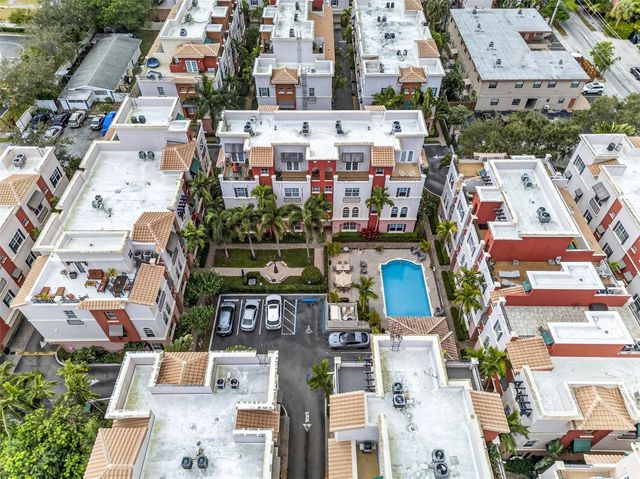 1033 NE 17th Way 1103, Fort Lauderdale, FL 33304