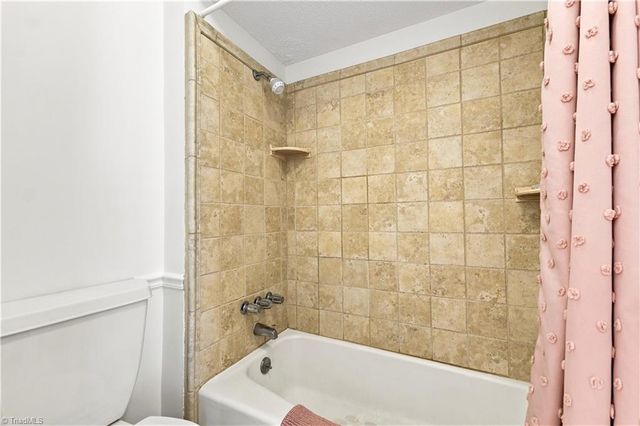 626 Walker Avenue, Greensboro, NC 27401