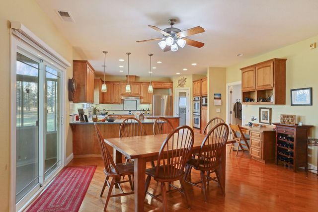 16025 E Harney Ln, Lodi, CA 95240