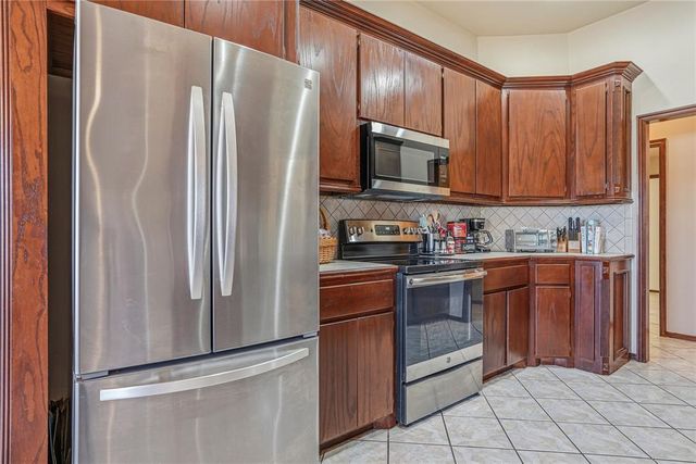 8221 NW 84th Street, Oklahoma City, OK 73132