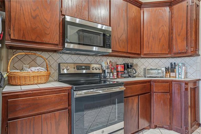 8221 NW 84th Street, Oklahoma City, OK 73132