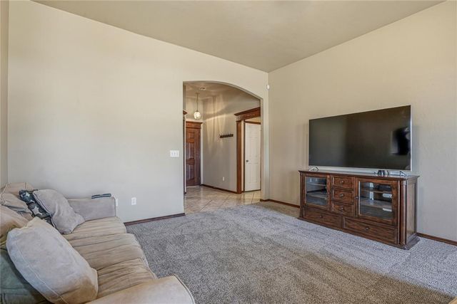 8221 NW 84th Street, Oklahoma City, OK 73132