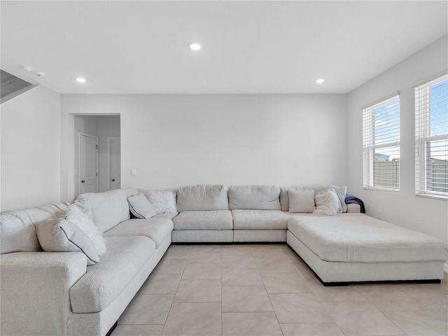 16792 GLACIER BAY LOOP, Wimauma, FL 33598