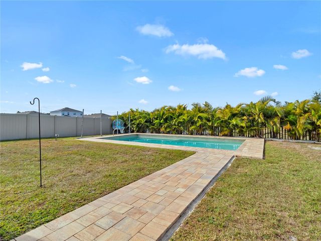 16792 GLACIER BAY LOOP, Wimauma, FL 33598