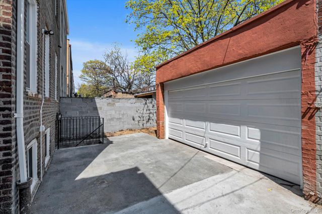 605 Sheffield Avenue, Brooklyn, NY 11207