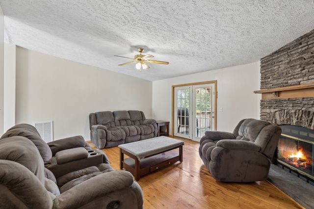 6214 Pettus Rd, Antioch, TN 37013
