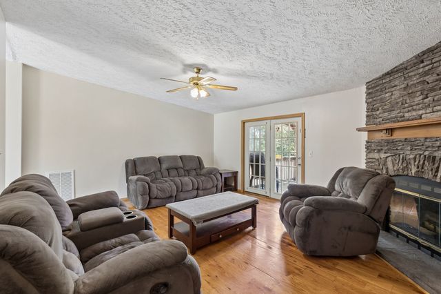 6214 Pettus Rd, Antioch, TN 37013