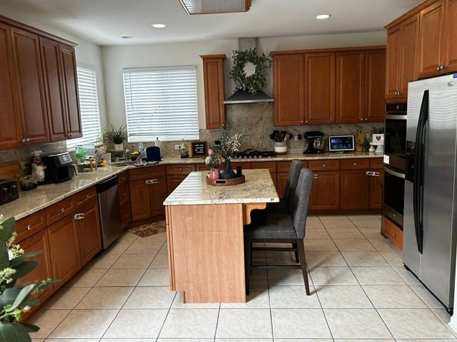 243 Colonial Drive, Vernon Hills, IL 60061