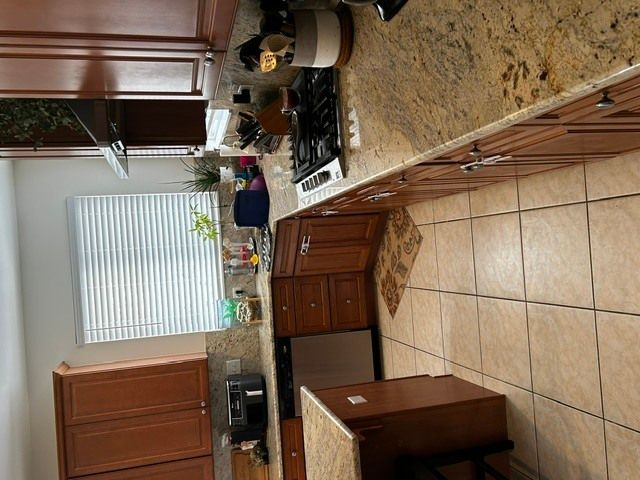 243 Colonial Drive, Vernon Hills, IL 60061