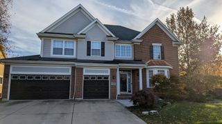 243 Colonial Drive, Vernon Hills, IL 60061